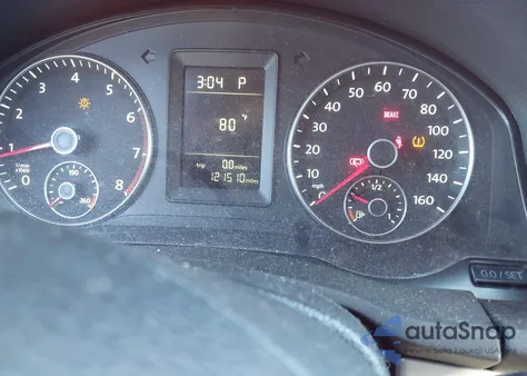 2010 Volkswagen Jetta Limited Edition z USA, uszkodzony, nr VIN 3VWRZ7AJ6AM129238